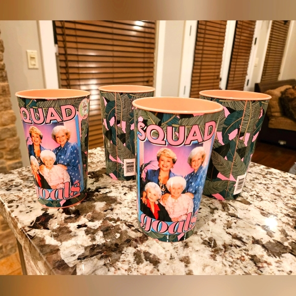 Golden Girls "Squad Goals" plastic cup - Picture 1 of 3